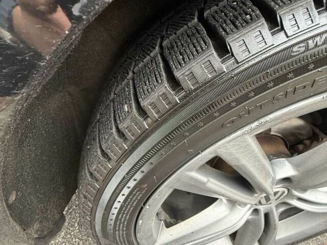 Чорний Фольксваген Пассат, об'ємом двигуна 2 л та пробігом 214 тис. км за 12500 $, фото 7 на Automoto.ua