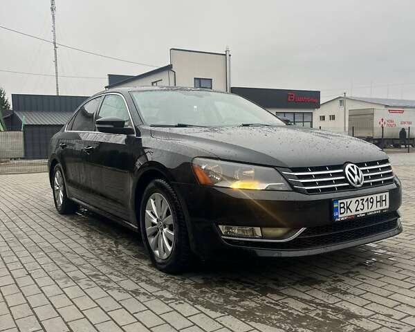 Чорний Фольксваген Пассат, об'ємом двигуна 1.97 л та пробігом 256 тис. км за 10500 $, фото 33 на Automoto.ua