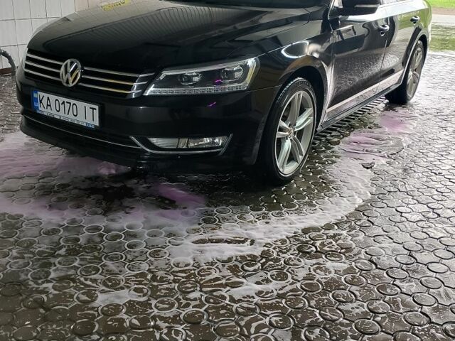 Черный Фольксваген Пассат, объемом двигателя 2 л и пробегом 180 тыс. км за 10599 $, фото 1 на Automoto.ua