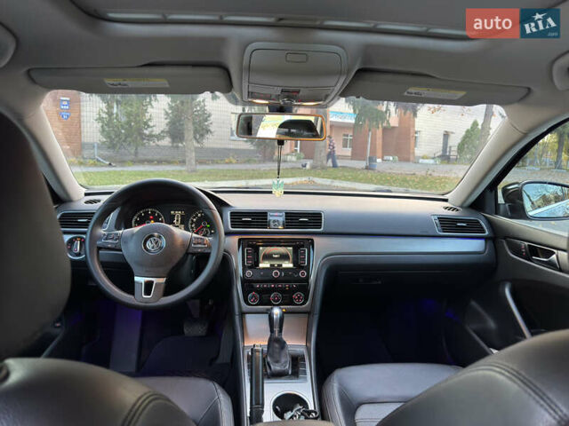 Чорний Фольксваген Пассат, об'ємом двигуна 1.8 л та пробігом 184 тис. км за 11000 $, фото 17 на Automoto.ua