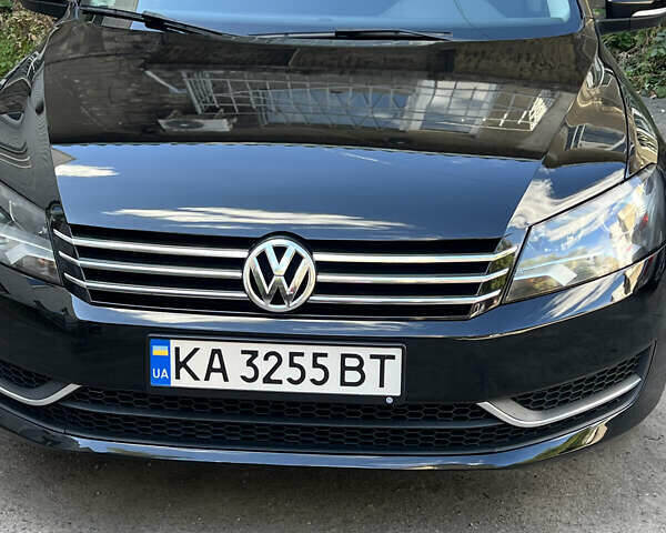 Черный Фольксваген Пассат, объемом двигателя 1.8 л и пробегом 185 тыс. км за 11500 $, фото 1 на Automoto.ua