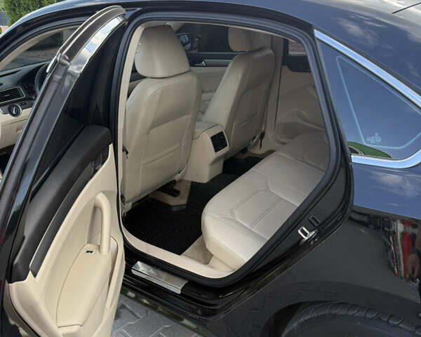 Черный Фольксваген Пассат, объемом двигателя 2 л и пробегом 337 тыс. км за 11250 $, фото 4 на Automoto.ua