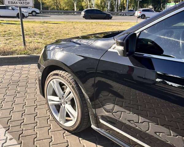 Черный Фольксваген Пассат, объемом двигателя 1.8 л и пробегом 211 тыс. км за 10500 $, фото 9 на Automoto.ua