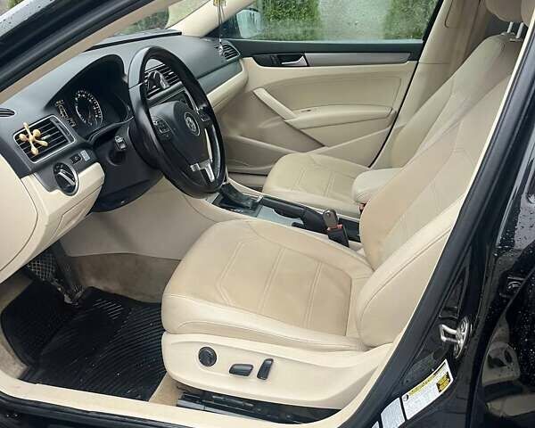 Чорний Фольксваген Пассат, об'ємом двигуна 1.97 л та пробігом 256 тис. км за 10500 $, фото 31 на Automoto.ua