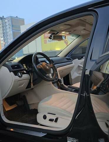 Чорний Фольксваген Пассат, об'ємом двигуна 2 л та пробігом 146 тис. км за 10800 $, фото 6 на Automoto.ua