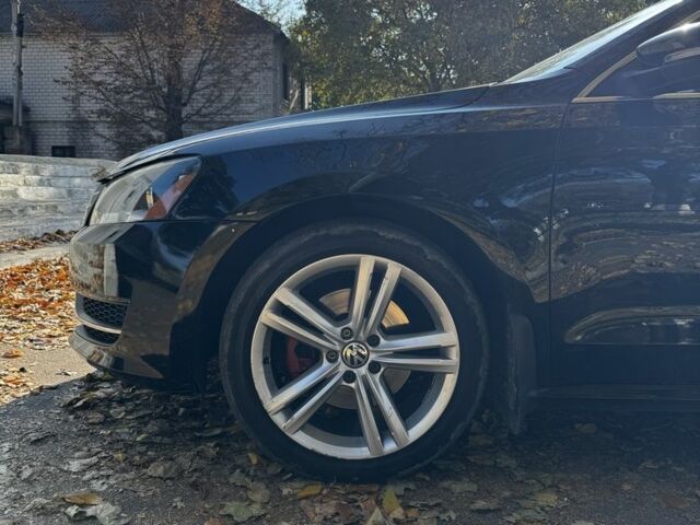 Чорний Фольксваген Пассат, об'ємом двигуна 2 л та пробігом 216 тис. км за 9900 $, фото 4 на Automoto.ua