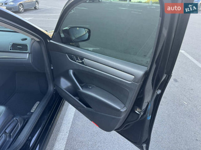 Чорний Фольксваген Пассат, об'ємом двигуна 1.8 л та пробігом 252 тис. км за 10000 $, фото 11 на Automoto.ua