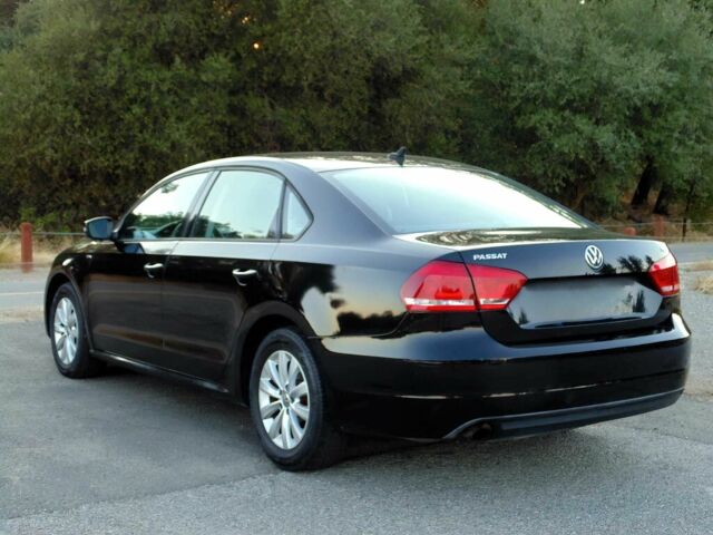 Черный Фольксваген Пассат, объемом двигателя 1.8 л и пробегом 88 тыс. км за 2000 $, фото 3 на Automoto.ua