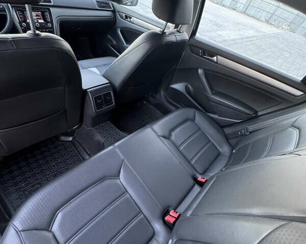 Черный Фольксваген Пассат, объемом двигателя 2 л и пробегом 246 тыс. км за 12499 $, фото 31 на Automoto.ua