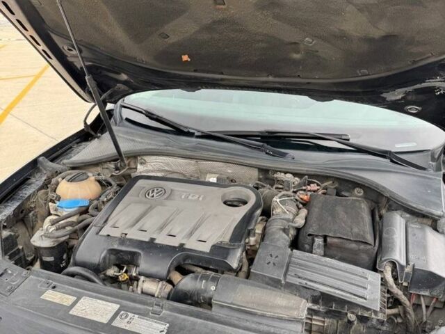 Чорний Фольксваген Пассат, об'ємом двигуна 2 л та пробігом 215 тис. км за 6900 $, фото 7 на Automoto.ua