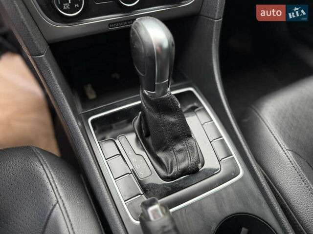 Чорний Фольксваген Пассат, об'ємом двигуна 1.8 л та пробігом 235 тис. км за 8999 $, фото 18 на Automoto.ua