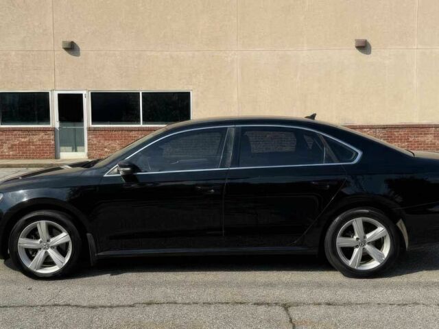 Черный Фольксваген Пассат, объемом двигателя 1.8 л и пробегом 85 тыс. км за 2000 $, фото 3 на Automoto.ua