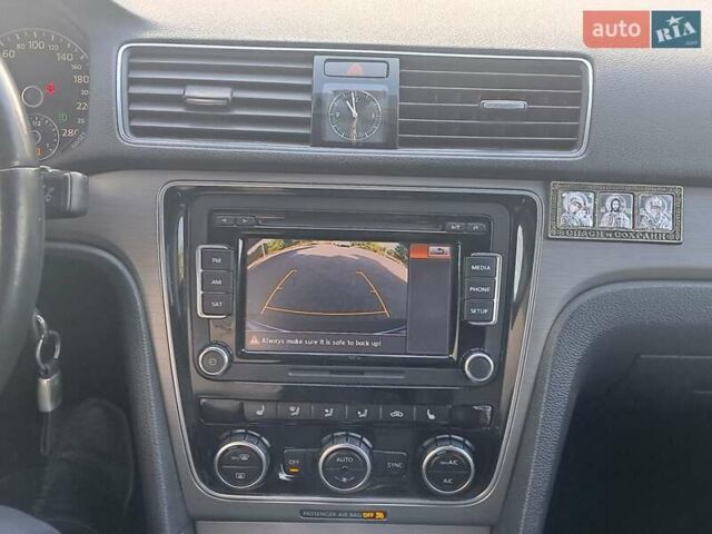 Черный Фольксваген Пассат, объемом двигателя 1.8 л и пробегом 198 тыс. км за 9950 $, фото 10 на Automoto.ua