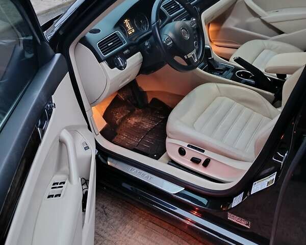 Черный Фольксваген Пассат, объемом двигателя 2 л и пробегом 233 тыс. км за 12000 $, фото 7 на Automoto.ua