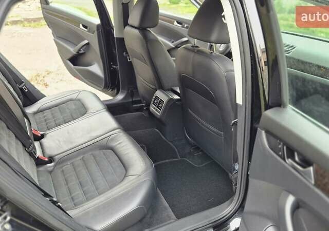 Чорний Фольксваген Пассат, об'ємом двигуна 1.97 л та пробігом 215 тис. км за 11900 $, фото 4 на Automoto.ua