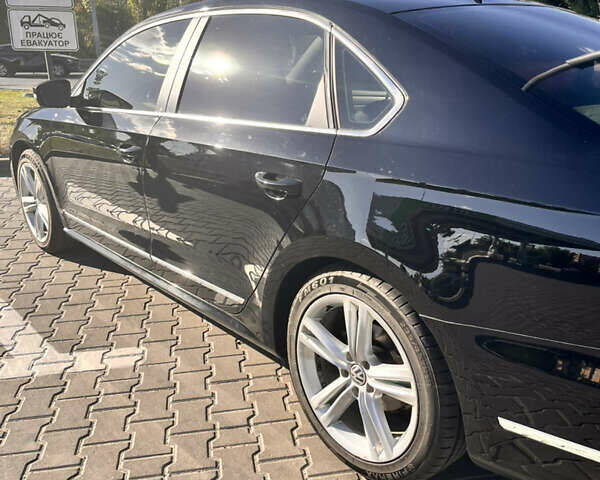 Черный Фольксваген Пассат, объемом двигателя 1.8 л и пробегом 211 тыс. км за 10500 $, фото 7 на Automoto.ua