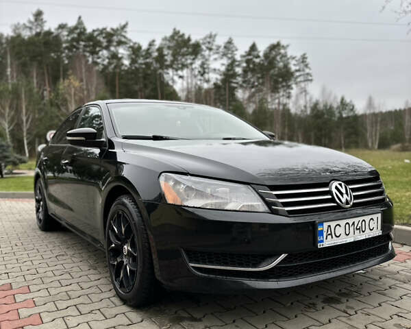 Черный Фольксваген Пассат, объемом двигателя 1.8 л и пробегом 247 тыс. км за 11000 $, фото 6 на Automoto.ua