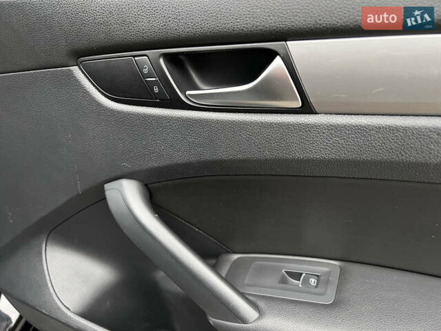 Чорний Фольксваген Пассат, об'ємом двигуна 1.8 л та пробігом 191 тис. км за 10300 $, фото 61 на Automoto.ua