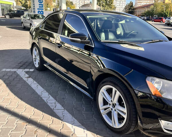 Черный Фольксваген Пассат, объемом двигателя 1.8 л и пробегом 211 тыс. км за 10500 $, фото 11 на Automoto.ua