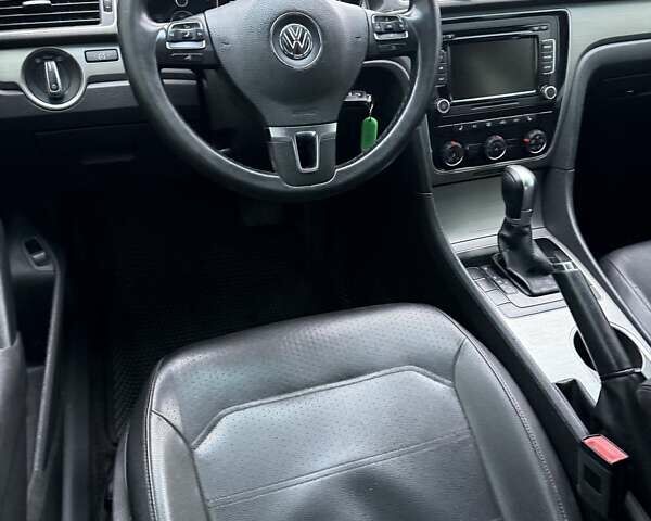 Черный Фольксваген Пассат, объемом двигателя 1.97 л и пробегом 265 тыс. км за 10300 $, фото 17 на Automoto.ua