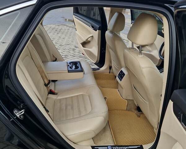 Черный Фольксваген Пассат, объемом двигателя 1.8 л и пробегом 198 тыс. км за 10500 $, фото 16 на Automoto.ua