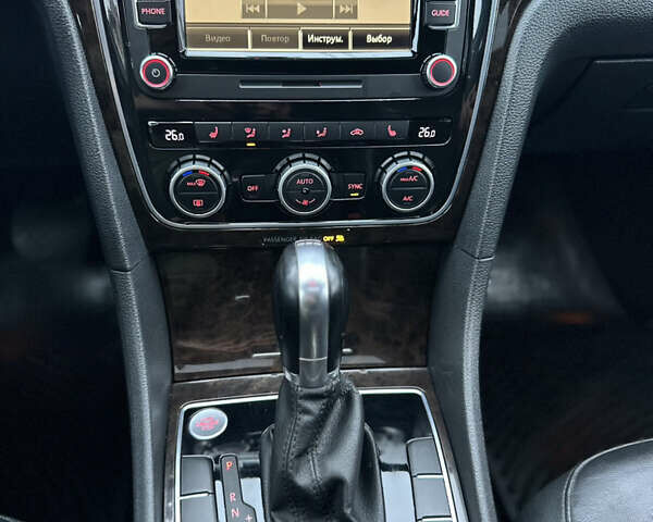 Чорний Фольксваген Пассат, об'ємом двигуна 1.97 л та пробігом 158 тис. км за 13300 $, фото 12 на Automoto.ua