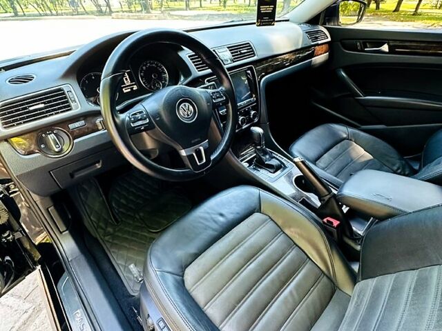 Черный Фольксваген Пассат, объемом двигателя 1.8 л и пробегом 227 тыс. км за 11999 $, фото 5 на Automoto.ua