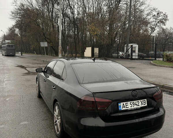 Черный Фольксваген Пассат, объемом двигателя 1.8 л и пробегом 246 тыс. км за 9300 $, фото 4 на Automoto.ua