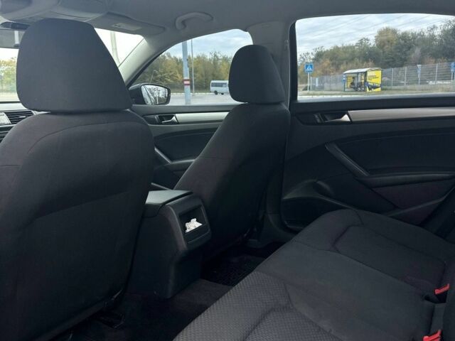 Черный Фольксваген Пассат, объемом двигателя 0 л и пробегом 166 тыс. км за 10300 $, фото 7 на Automoto.ua