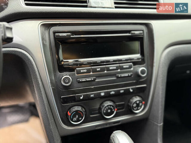 Чорний Фольксваген Пассат, об'ємом двигуна 1.8 л та пробігом 235 тис. км за 8999 $, фото 17 на Automoto.ua