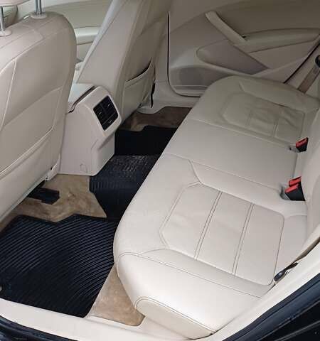 Чорний Фольксваген Пассат, об'ємом двигуна 1.97 л та пробігом 256 тис. км за 10500 $, фото 17 на Automoto.ua