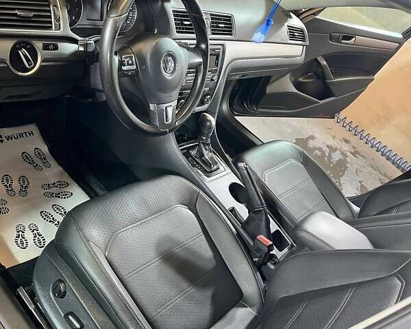 Чорний Фольксваген Пассат, об'ємом двигуна 1.8 л та пробігом 170 тис. км за 9299 $, фото 6 на Automoto.ua