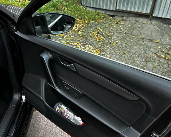 Чорний Фольксваген Пассат, об'ємом двигуна 1.6 л та пробігом 262 тис. км за 11300 $, фото 8 на Automoto.ua