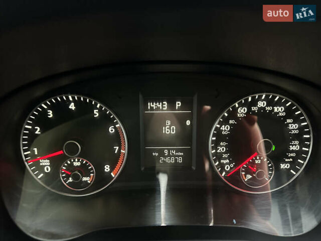 Черный Фольксваген Пассат, объемом двигателя 1.8 л и пробегом 247 тыс. км за 11000 $, фото 11 на Automoto.ua