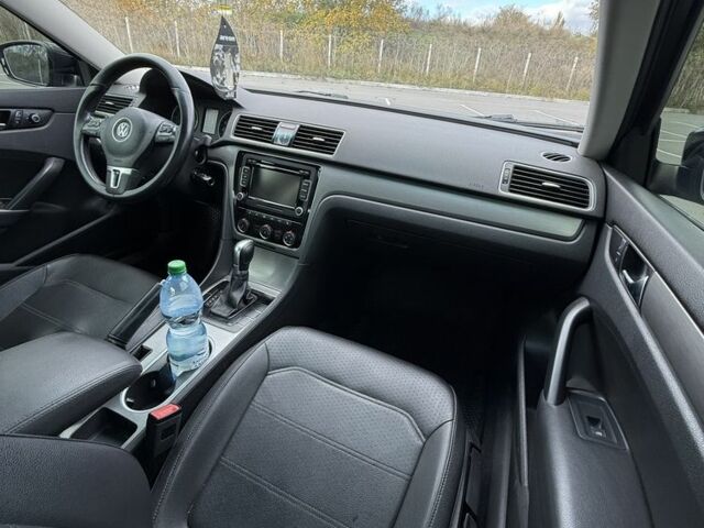 Черный Фольксваген Пассат, объемом двигателя 2 л и пробегом 265 тыс. км за 10500 $, фото 18 на Automoto.ua