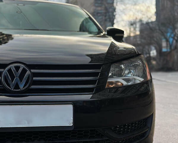 Чорний Фольксваген Пассат, об'ємом двигуна 1.8 л та пробігом 255 тис. км за 10100 $, фото 5 на Automoto.ua