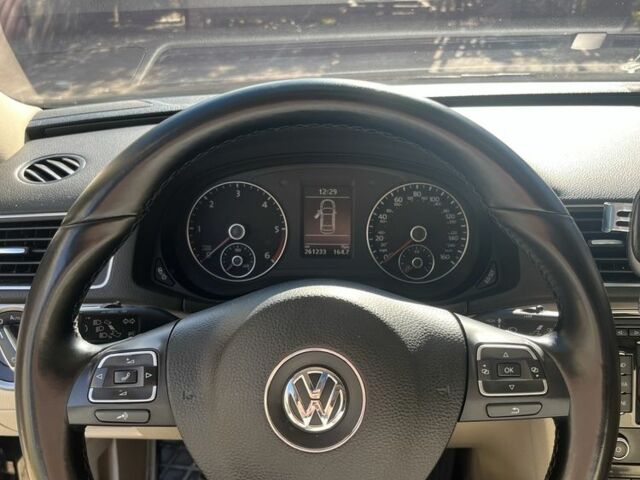 Черный Фольксваген Пассат, объемом двигателя 2 л и пробегом 286 тыс. км за 12000 $, фото 6 на Automoto.ua