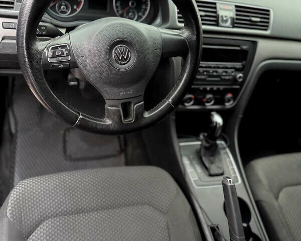 Черный Фольксваген Пассат, объемом двигателя 1.8 л и пробегом 249 тыс. км за 8999 $, фото 1 на Automoto.ua