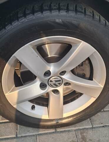 Чорний Фольксваген Пассат, об'ємом двигуна 1.97 л та пробігом 176 тис. км за 13700 $, фото 14 на Automoto.ua