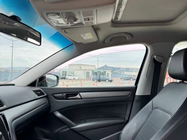 Чорний Фольксваген Пассат, об'ємом двигуна 2 л та пробігом 215 тис. км за 6900 $, фото 9 на Automoto.ua