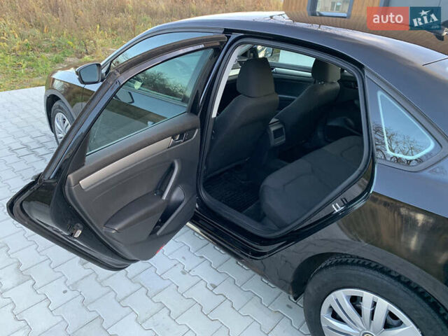 Черный Фольксваген Пассат, объемом двигателя 1.8 л и пробегом 150 тыс. км за 7750 $, фото 23 на Automoto.ua