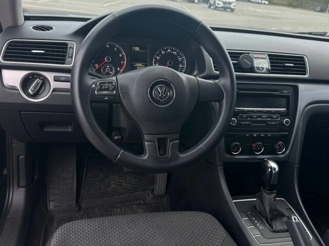 Черный Фольксваген Пассат, объемом двигателя 0 л и пробегом 166 тыс. км за 10300 $, фото 6 на Automoto.ua