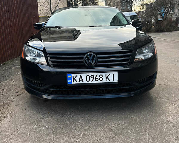 Чорний Фольксваген Пассат, об'ємом двигуна 1.8 л та пробігом 255 тис. км за 10100 $, фото 4 на Automoto.ua