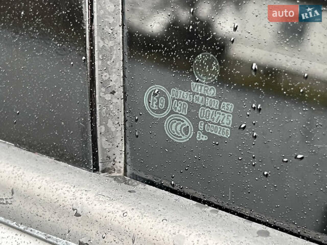 Чорний Фольксваген Пассат, об'ємом двигуна 1.8 л та пробігом 191 тис. км за 10300 $, фото 69 на Automoto.ua