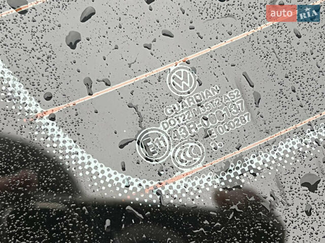 Чорний Фольксваген Пассат, об'ємом двигуна 1.8 л та пробігом 191 тис. км за 10300 $, фото 68 на Automoto.ua