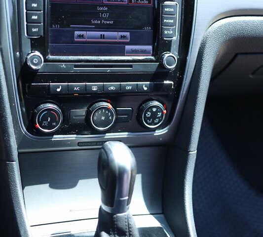 Чорний Фольксваген Пассат, об'ємом двигуна 1.8 л та пробігом 187 тис. км за 10500 $, фото 6 на Automoto.ua