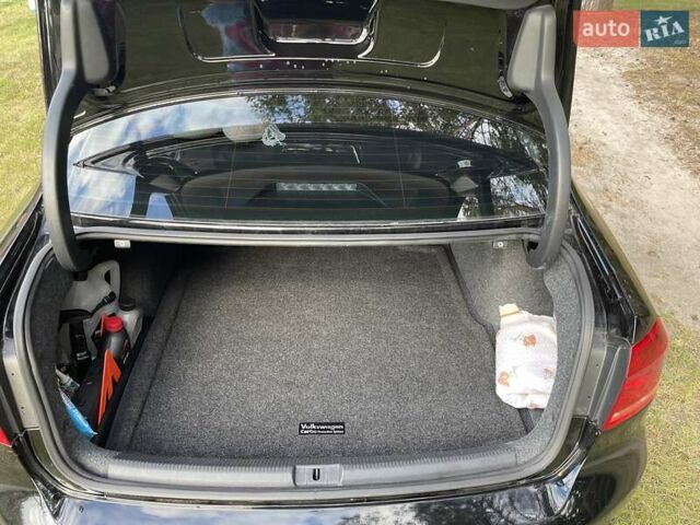 Черный Фольксваген Пассат, объемом двигателя 1.8 л и пробегом 105 тыс. км за 11500 $, фото 6 на Automoto.ua