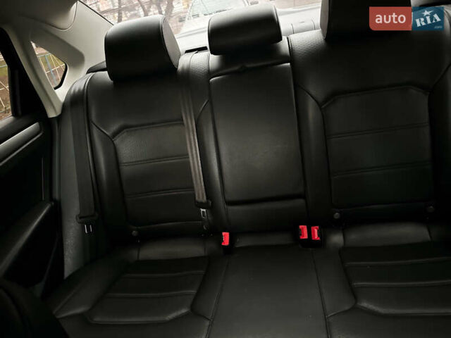 Чорний Фольксваген Пассат, об'ємом двигуна 1.8 л та пробігом 255 тис. км за 10100 $, фото 33 на Automoto.ua