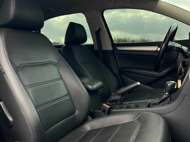 Черный Фольксваген Пассат, объемом двигателя 1.8 л и пробегом 174 тыс. км за 10750 $, фото 14 на Automoto.ua