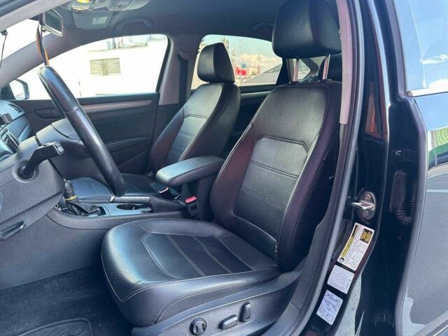 Черный Фольксваген Пассат, объемом двигателя 0 л и пробегом 223 тыс. км за 9490 $, фото 8 на Automoto.ua